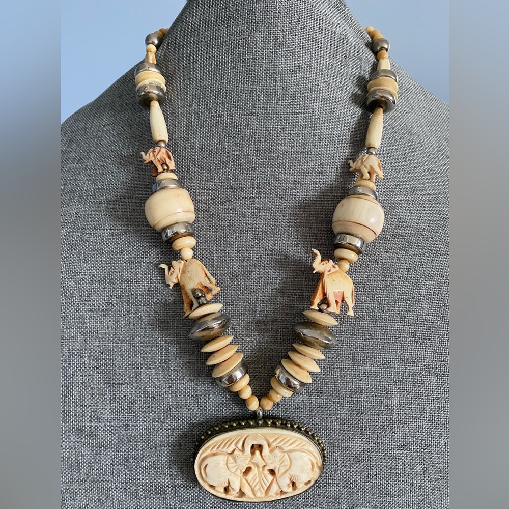 Vintage Bone Elephant Necklace (Firm price)